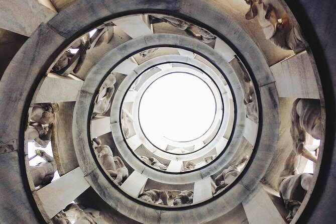 The Monumental Cemetery of Milan guided experience - Key Points