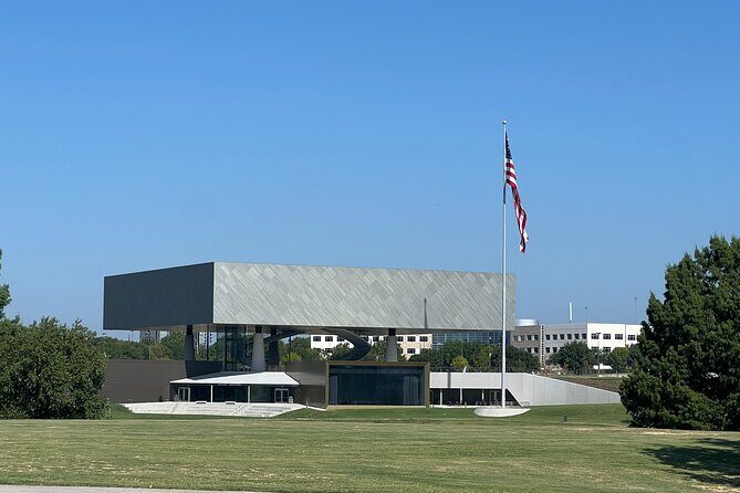 The National Medal of Honor Museum Tour - Exploring the Details of the National Medal of Honor Museum Tour