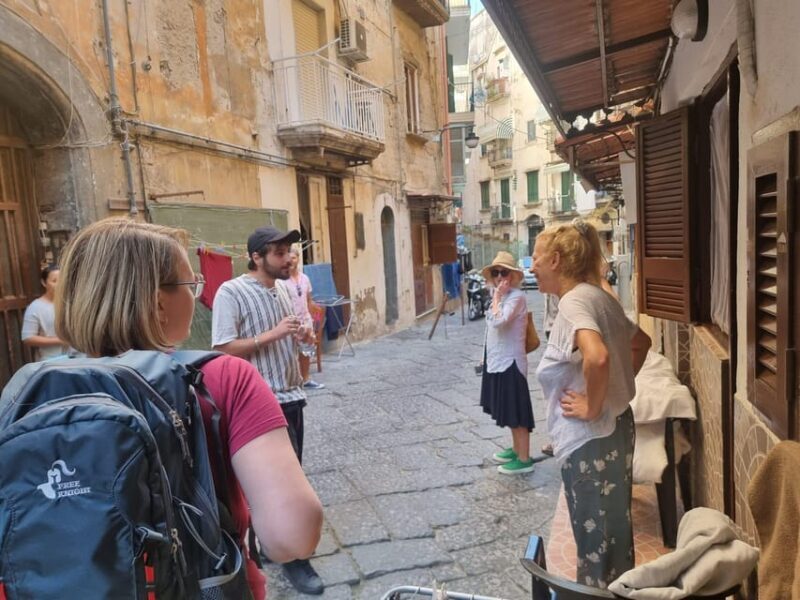 The Neapolitan People, culture, history and folklore - The Value of the Price