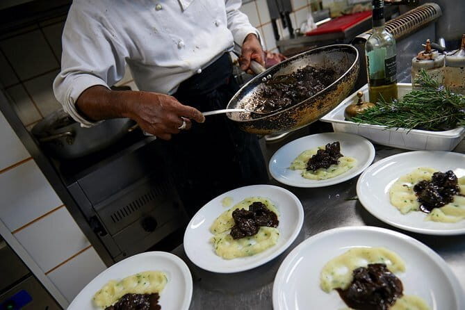 The Other Side of Florence Food Tour with Eating Europe - Key Points