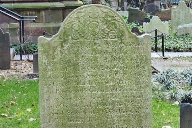 The Outlaws Who Built NYC Walking Tour - A Deep Dive into the Experience