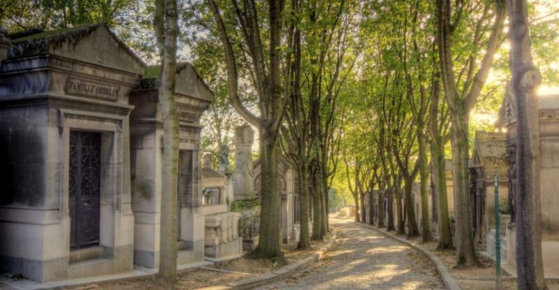The Père Lachaise Cemetery: Guided 2-Hour Small-Group Tour - Why Choose the Père Lachaise Guided Tour?