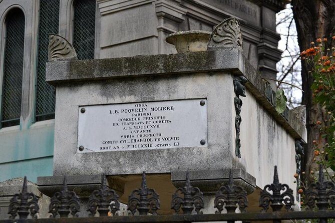 The Pere Lachaise Cemetery Private Tour - About the Price and Duration