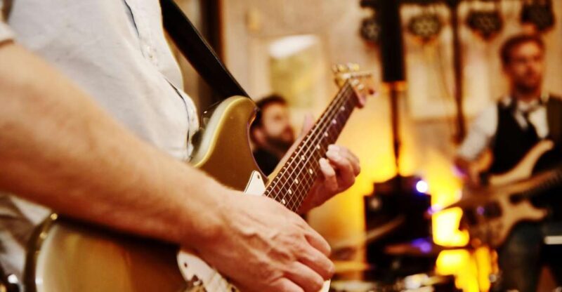 The Ramones and NYCs Punk Rock Scene Private Walking Tour - Why This Tour Stands Out