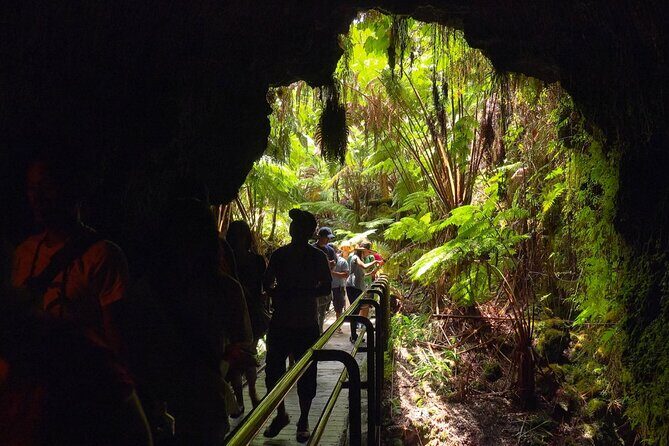 The Real Big Island: Volcanoes, Waterfalls, Beaches & Lunch - Exploring the Big Island in Seven Hours: What to Expect