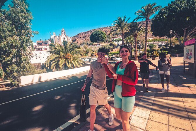 The Red Canyon Tour - Small Group Trip with Local Food Tasting ツ - Stop Six: Playa de Arinaga—The Cooling-Off Finale