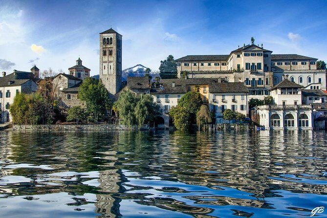 The romantic village of Orta San Giulio with a tour guide - Key Points