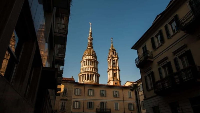 The secret Novara - Key Points