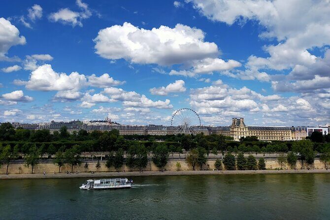 The Seine River Cruise - The Landmarks and Sights