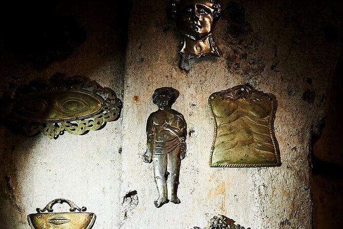 The Skull with the Ears: the Cult of the Dead in the Church of S. Luciella - What to Expect During the Tour