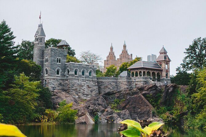 The Smurfs Filming Locations Tour in New York with Private Guide - What to Expect from the Tour