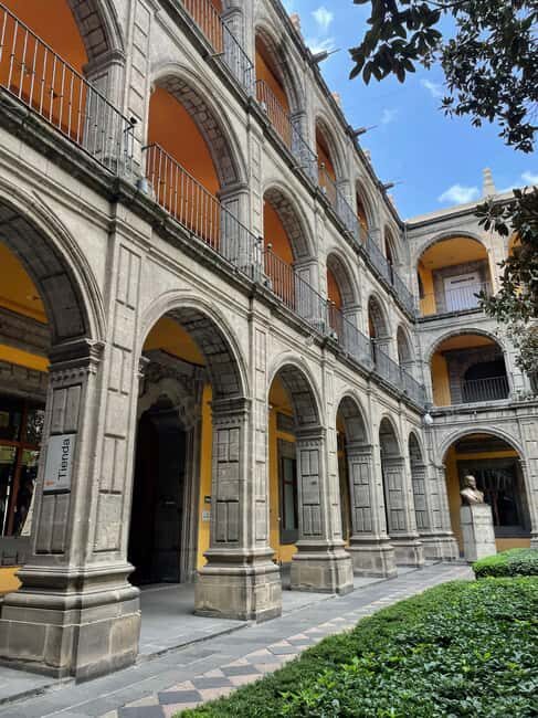 The Steps of Frida: Mexico City - Exploring the Heart of Mexico City and Frida Kahlo’s World