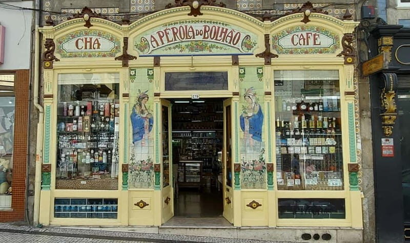 The story of Porto behind its tiles - Key Points