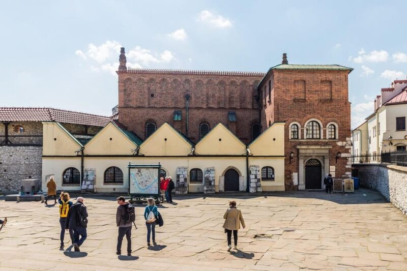 The streets of Krakow's Kazimierz then and now - guided tour - FAQ