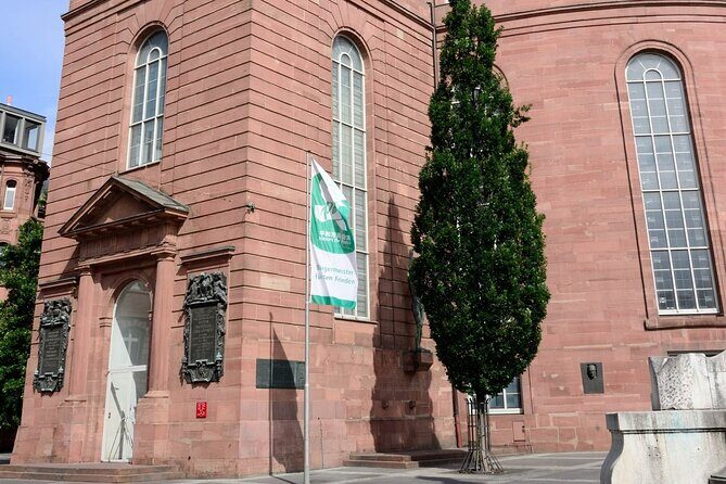 The Tales of Frankfurt's New Old Town: A Self-Guided Audio Tour - FAQ