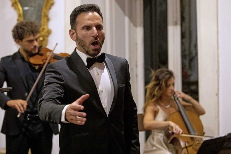 The Three Tenors in Sorrento: Opera Arias, Naples and Songs - Duration and Schedule