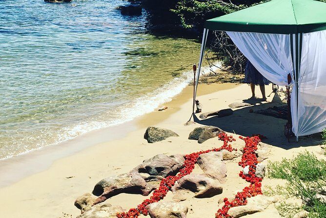 The Top Ten Hidden Harbour Beaches Tour with Jen - Why This Tour Stands Out