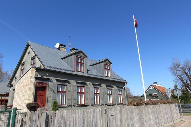 The tour of Riga - one step outside the Old Town - The Practicalities