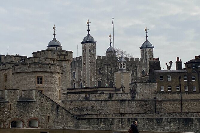 The Tower of London - Small Group Tour with a Local Expert - The Sum Up