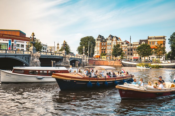 The Ultimate Amsterdam Canal Cruise - 2hr - Small Group with Drinks & Snacks - The Reality Check: When Expectations Dont Match