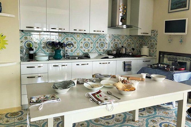 The Ultimate Neapolitan Cooking Class with Local - Practical Details & Booking