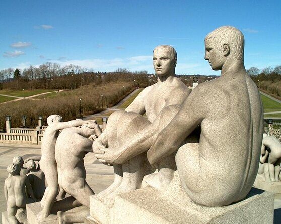 The Ultimate Study of the Human Form at Vigeland's Sculpture Park with a Local - Key Points