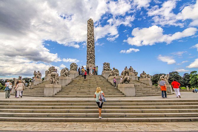 The Ultimate Study of the Human Form at Vigeland's Sculpture Park with a Local - What Makes It Special?