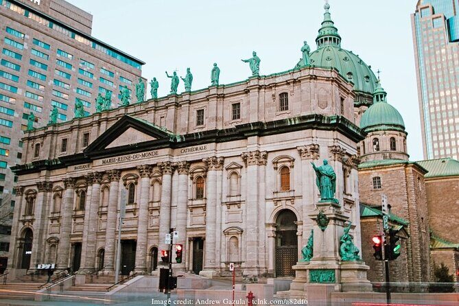 The Underground Network of RÉSO Montréal: Private 2.5-hour Tour - Weather Considerations