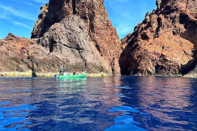The unmissable Scandola departure from Île-Rousse - What the Tour Offers