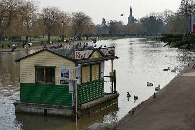 The WalkTalkShow.co.uk - Guided Tour of Stratford upon Avon - A Deep Dive Into the Tour Experience