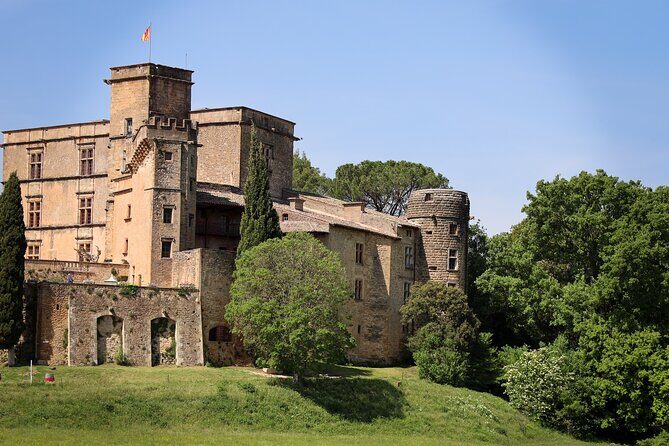 The wines of the Luberon, the Château de Lourmarin & Bastide du Laval olive oil - FAQ