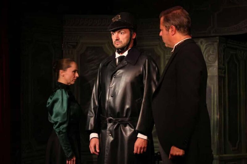 Theatre in Paris: The Bald Soprano (La cantatrice chauve) - The Experience – What You Can Expect