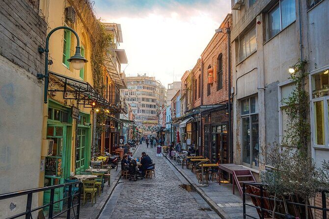 Thessaloniki by Night - A Detailed Look at Thessaloniki by Night