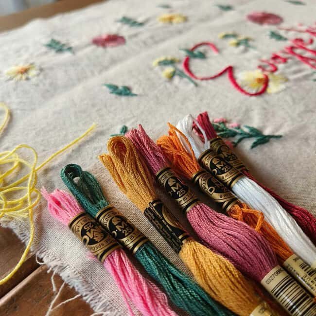 Thessaloniki: Embroidery workshops. A creative slow craft experience. - The Experience Provider: KNIT TO THRILL