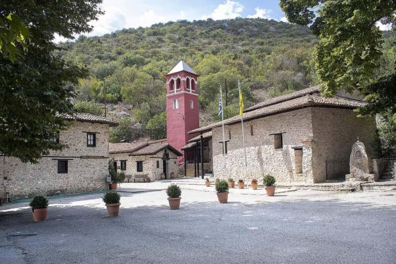 Thessaloniki: Kastoria, Monastery & Dragon's Cave Full Day - A Detailed Look at the Experience