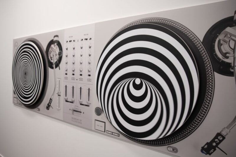 Thessaloniki: Museum of Illusions Admission Ticket - Who Is This Experience Best For?