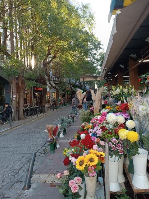 Thessaloniki : Private Welcome Walking Tour with a local - Discovering Ladadika
