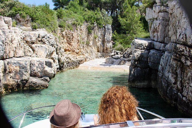 Three Island Cruise Tour Featuring the Blue Lagoon and Solta - FAQs