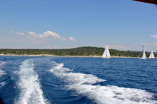 Three Islands Private Speedboat Tour With Blue Lagoon Stop - The Sum Up