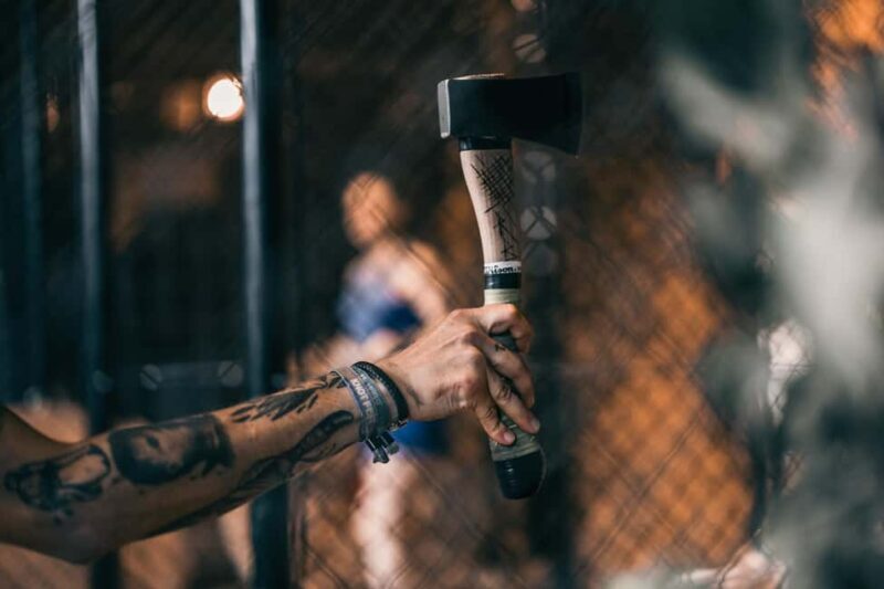 Throw axes and enjoy drinks at Cologne's first axe-throwing bar - Who Should Try This?