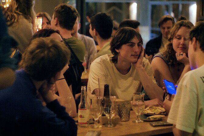 Thursday & Friday Night Pub Crawl for Professionals in Athens - FAQ