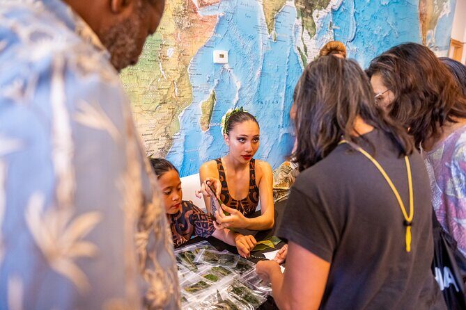 Ti Leaf Bracelet Craft Class on Maui - Who Will Love This Experience?