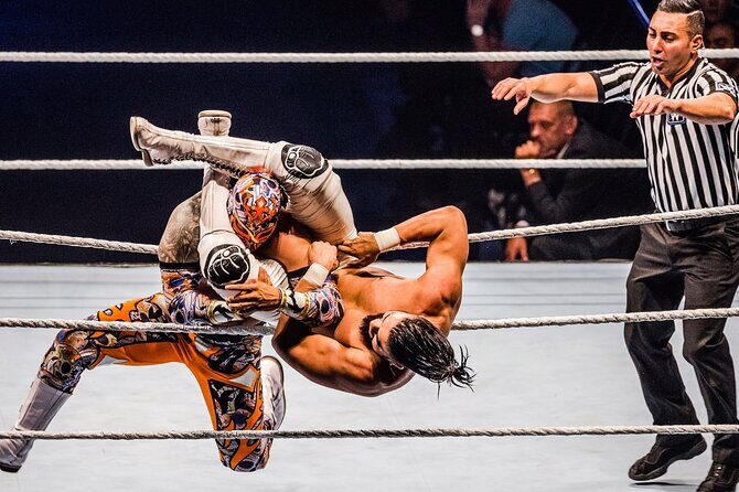 Ticket to Wrestling Show without lining up - What to Expect from the Wrestling Show in Cozumel
