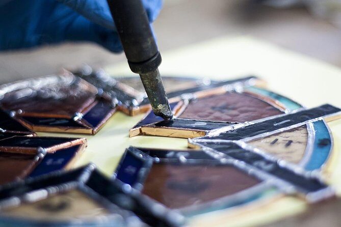 Tiffany Technique Workshop - Who Should Consider This Experience?