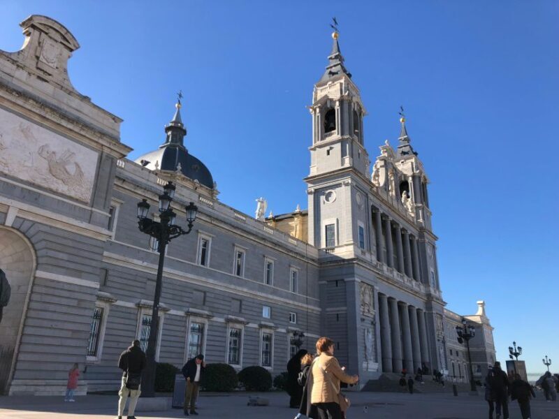 Time Traveler's Stroll From The Hapsburgs to The Bourbons - FAQ