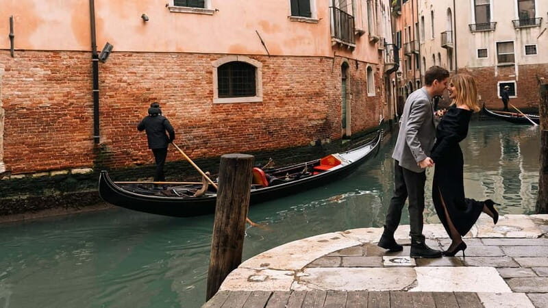 Timeless Venice: Luxury Photoshoot with a Local Photographer - Key Points