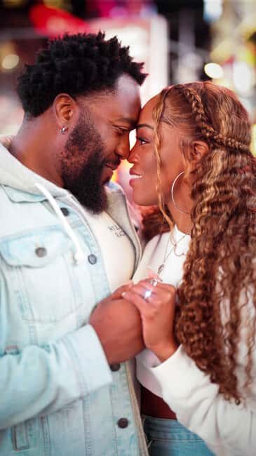 Times Square VIP Photoshoot on the Iconic Red Stairs - Is It Worth the Price?