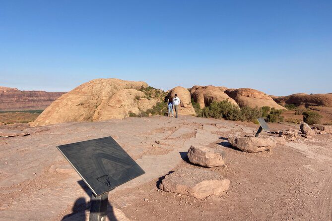 Tip Toe Through Hell Private 4WD Guided Jeep Experience in Moab - Key Points