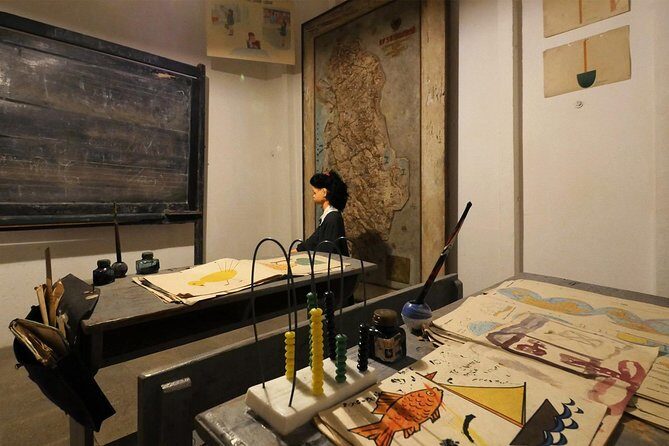 Tirana food & communism sites - 1 day - Getting to Know Tirana’s Communist Past