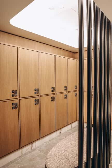 Tirana: Pilates or Yoga Class with Sauna and Snacks - How the Experience Works